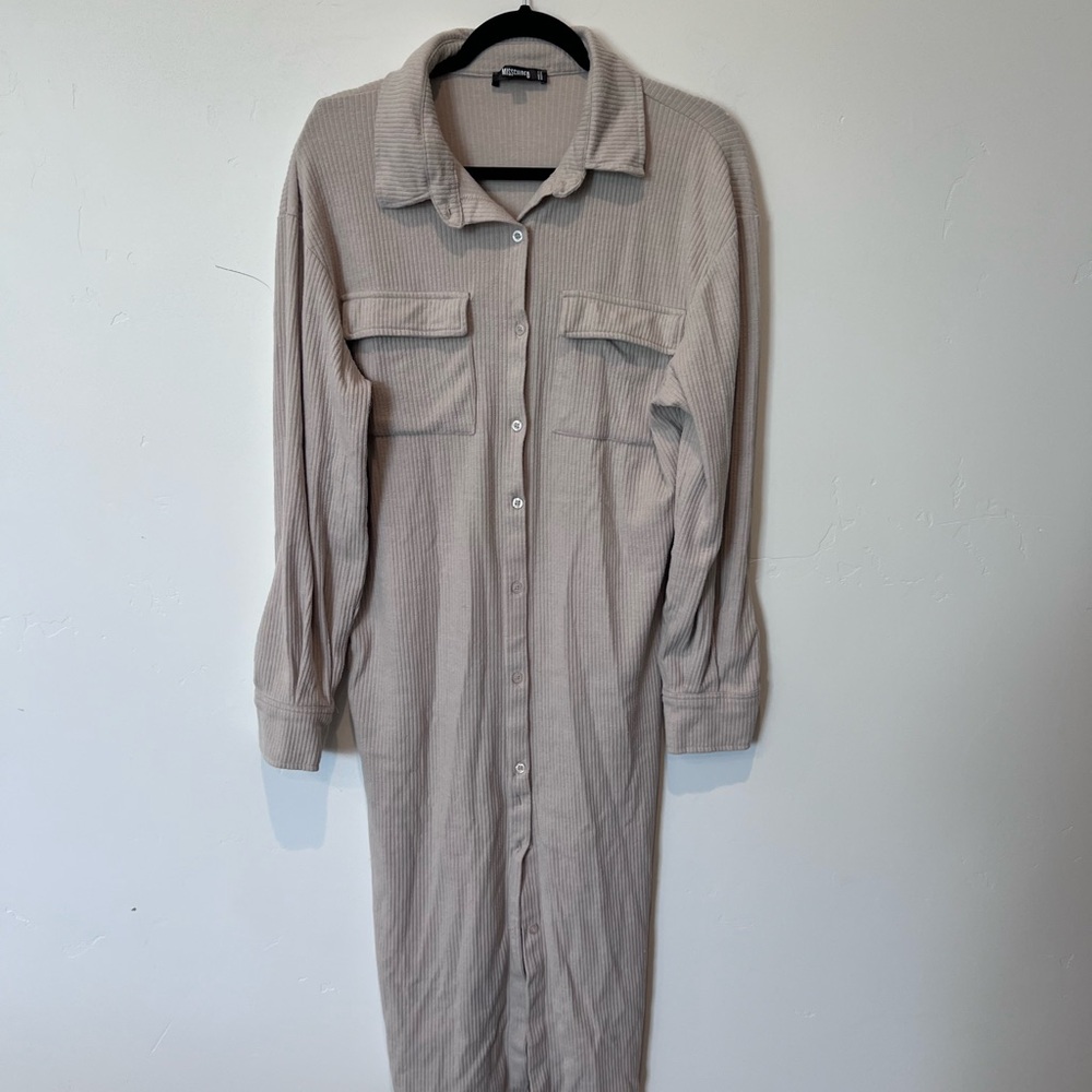Missguided Beige Button-Up Ribbed Beige Maxi Shirt Dress Size US 6 Autumn Fall